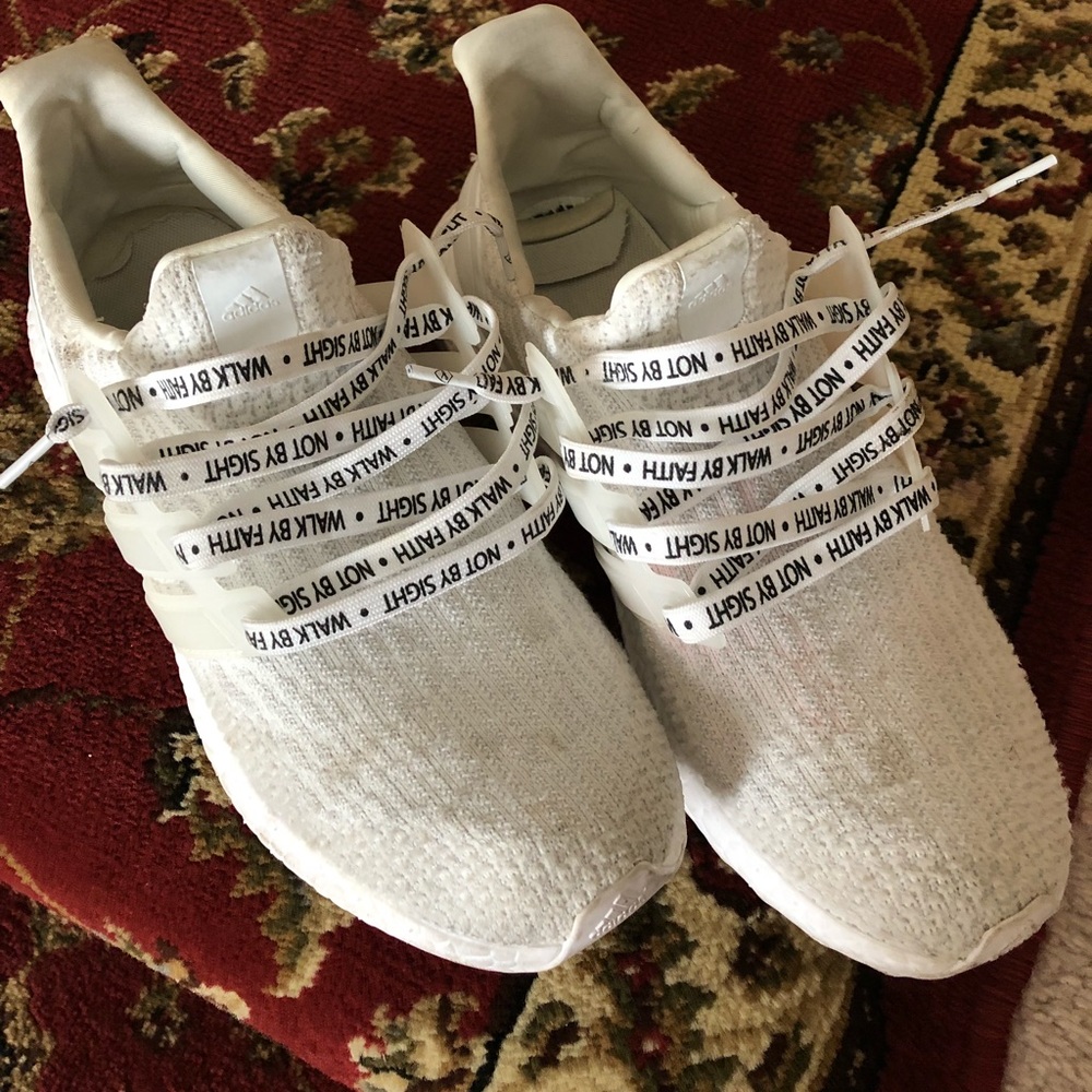 Adidas triple White Ultra Boosts 3.0 size 9.5